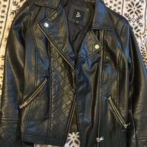 Kid’s Black Leather Jacket With Zipper Pockets